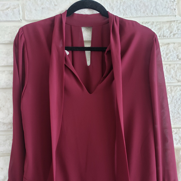 NSR Blouse in Burgandy/Wine - Picture 3 of 6